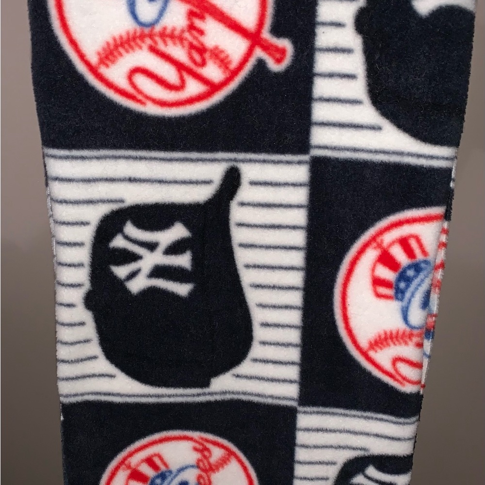 NY Yankees Unisex Fleece Winter Scarf 56”
